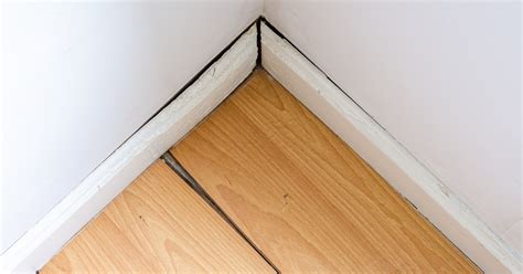 water damage baseboard|How to Fix Minor Water Damage on Baseboards